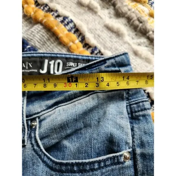 Armani Exchange J10 Super Skinny Cropped Mid Rise Jeans Woman’s Studded Size 29 - Picture 6 of 8